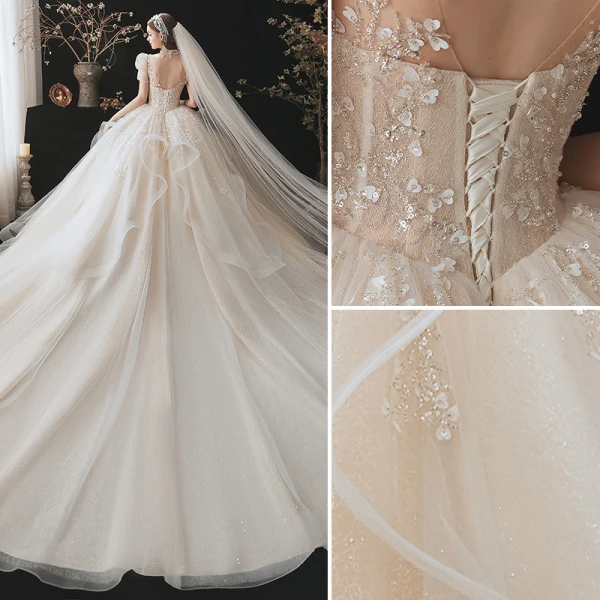 Fantastisk Champagne Bröllopsklänningar 2021 Balklänning Urringning Beading Paljetter Appliqués Korta ärm Halterneck Royal Train Bröllop