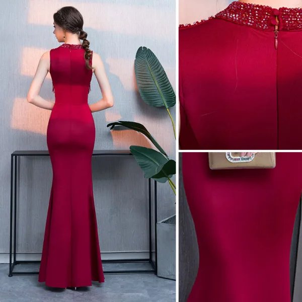 Chic / Beautiful Burgundy Evening Dresses 2018 Trumpet / Mermaid Beading Crystal Tassel Scoop Neck Sleeveless Floor-Length / Long Formal Dresses