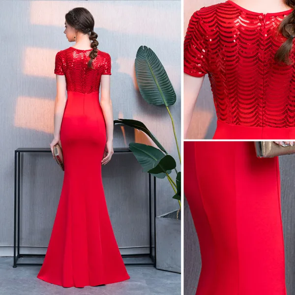 Chic / Belle Rouge Robe De Soirée 2019 Trompette / Sirène Cristal Paillettes Encolure Dégagée Longue Manches Courtes Robe De Ceremonie
