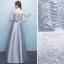 Erschwinglich Silber Abendkleider 2019 A Linie Off Shoulder Schleife Spitze Kurze Ärmel Rückenfreies Lange Festliche Kleider