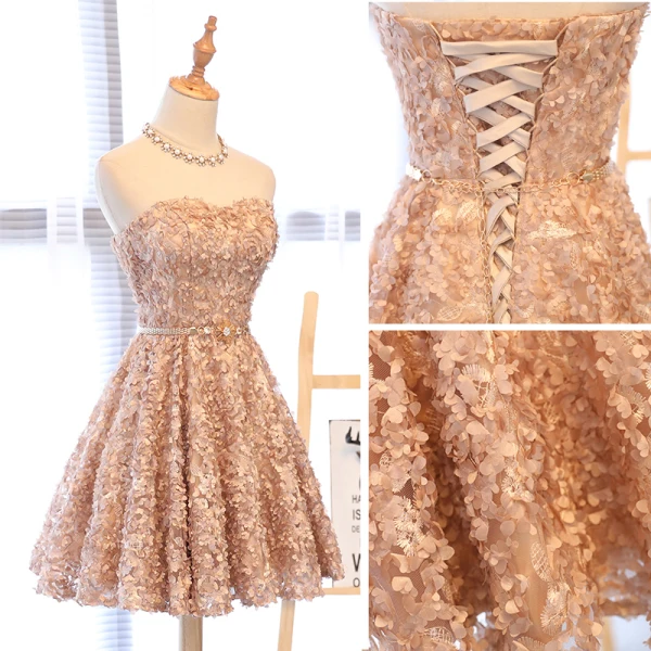 Herlig Champagne Homecoming Graduation Kjoler 2017 Prinsesse Blonder Rhinestone Appliques Kjæreste Kryssede Stropper Uten Ermer Korte