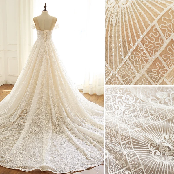 Luxury / Gorgeous Champagne Wedding Dresses 2019 A-Line / Princess Scoop Neck Beading Sequins Lace Flower Short Sleeve Backless Chapel Train