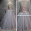 Schöne Grau Ballkleider 2018 Ballkleid Applikationen Stoffgürtel Rundhalsausschnitt Rückenfreies Lange Ärmel Lange Festliche Kleider