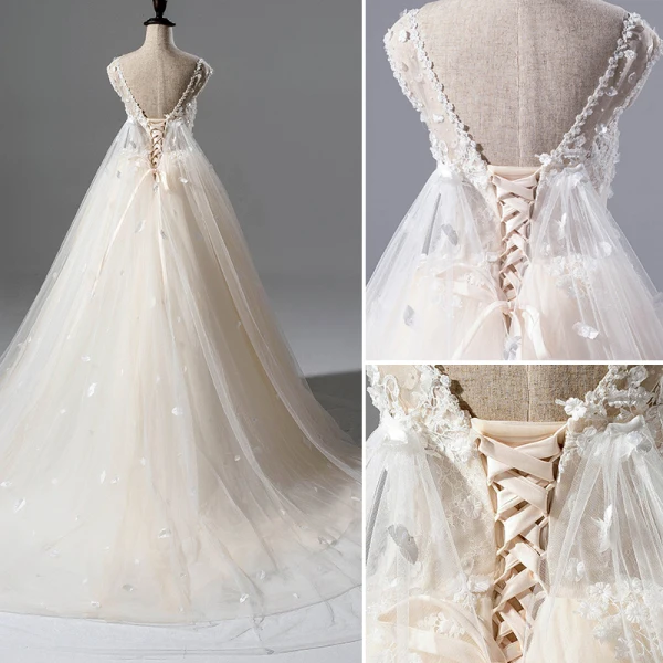 Romantic A-Line / Princess Champagne Tulle Wedding Dresses 2017 Appliques Lace Flower Backless Court Train Sleeveless