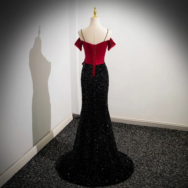 Chic / Belle Bordeaux Fleur Paillettes Satin Robe De Bal 2024 Trompette / Sirène Bretelles Spaghetti Sans Manches Dos Nu Train De Balayage Promo Robe De Ceremonie