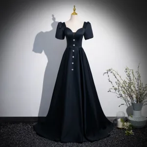 Vintage Svarta Satin Balklänningar 2024 Prinsessa Fyrkantig Ringning Korta Ärm Halterneck Långa Bal Formella Klänningar