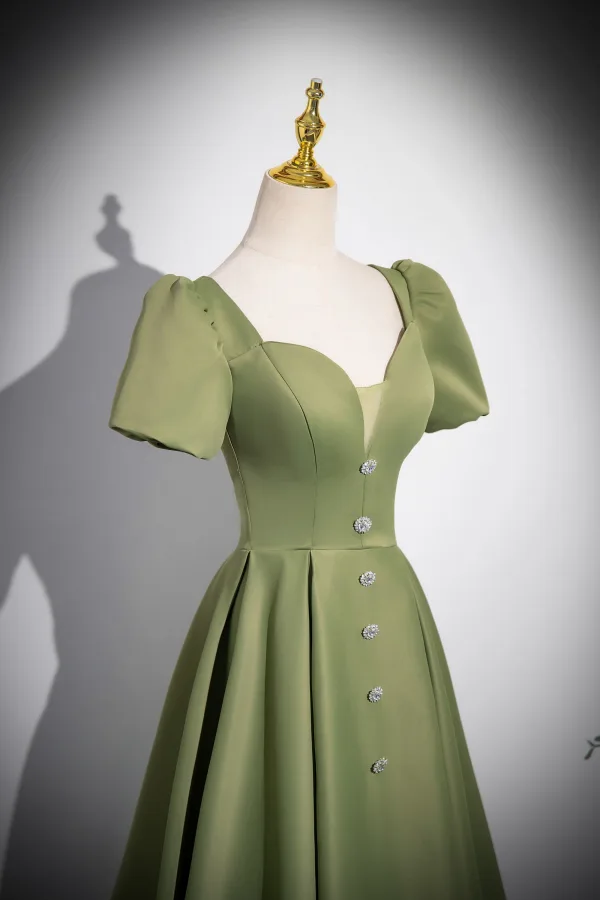Élégant Vert Cendré Satin Robe De Bal 2024 Princesse Encolure Carrée Manches Courtes Dos Nu Longue Promo Robe De Ceremonie