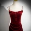 Charmant Bordeaux Faux Diamant Velours Robe De Soirée 2024 Trompette / Sirène Bretelles Spaghetti Sans Manches Dos Nu Train De Balayage Soirée Robe De Ceremonie