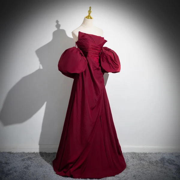 Elegant Burgundy Split Front Prom Dresses 2024 A-Line / Princess Strapless Puffy Short Sleeve Backless Bow Floor-Length / Long Formal Dresses