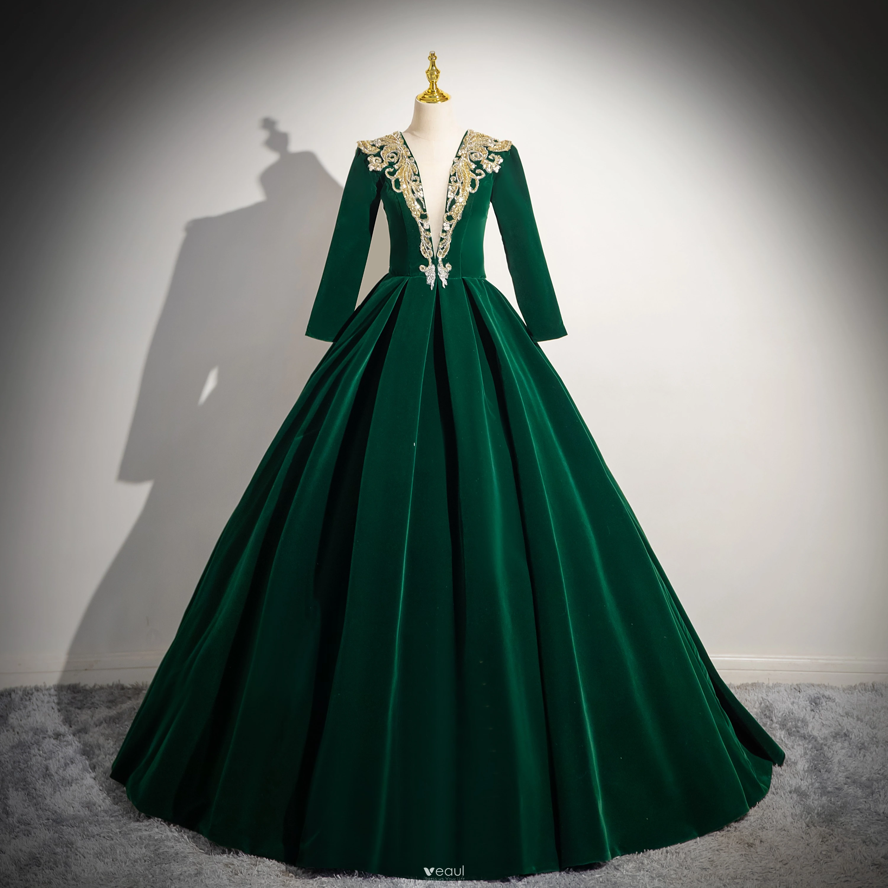 Long Sheath Emerald Green Velvet Prom Dresses Long Sheath Emerald Green Velvet Prom Dresses