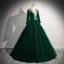 Elegante Dunkelgrün Perlenstickerei Pailletten Samt Ballkleider 2024 Ballkleid Rundhalsausschnitt Lange Ärmel Lange Ball Festliche Kleider