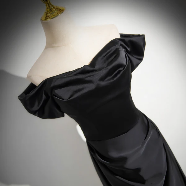 Elegant Black Empire Evening Dresses 2024 Off-The-Shoulder Sleeveless Backless Floor-Length / Long Evening Party Formal Dresses