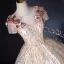 Charmant Bling Bling Gold Applikationen Perlenstickerei Perle Pailletten Spitze Blumen Ballkleider 2024 Ballkleid Rundhalsausschnitt Kurze Ärmel Rückenfreies