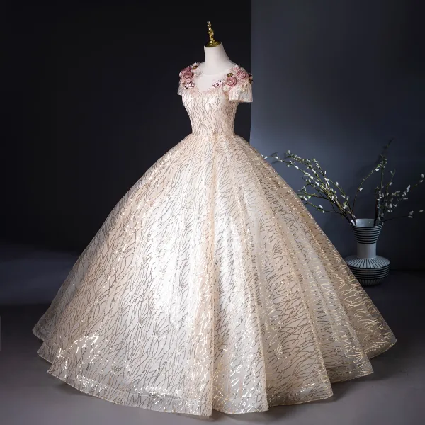 Charmant Bling Bling Gold Applikationen Perlenstickerei Perle Pailletten Spitze Blumen Ballkleider 2024 Ballkleid Rundhalsausschnitt Kurze Ärmel Rückenfreies