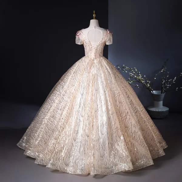 Charmant Bling Bling Gold Applikationen Perlenstickerei Perle Pailletten Spitze Blumen Ballkleider 2024 Ballkleid Rundhalsausschnitt Kurze Ärmel Rückenfreies