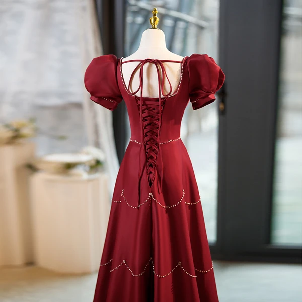 Elegant Burgundy Satin Prom Dresses 2023 A-Line / Princess Rhinestone Square Neckline Bow Puffy Short Sleeve Backless Floor-Length / Long Prom Formal Dresses