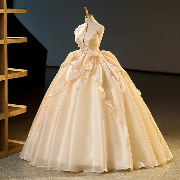 Mode Champagner Perlenstickerei Fallende Rüsche Ballkleider 2023 Ballkleid Organza Bandeau Ärmellos Rückenfreies Lange Ball Festliche Kleider