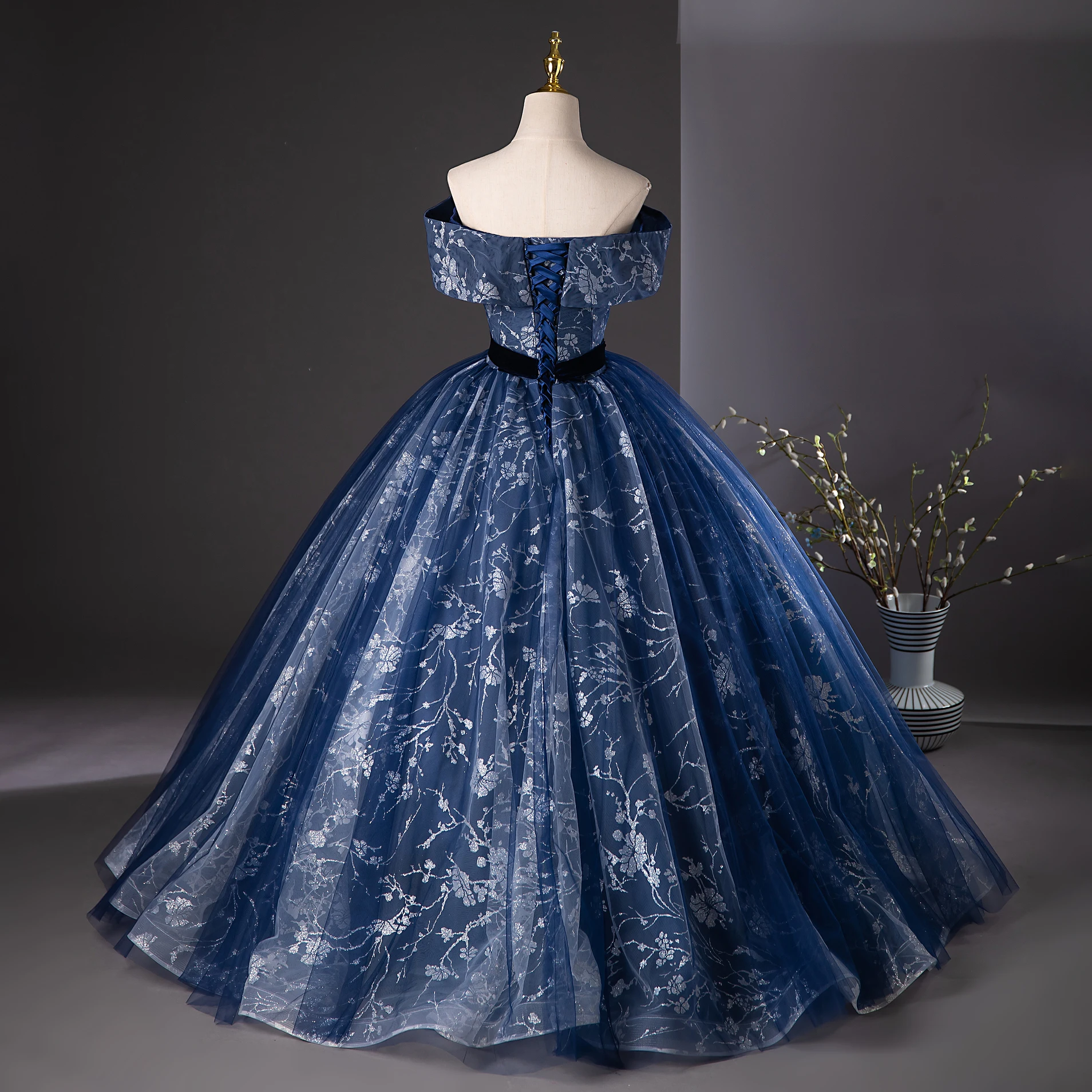 green emerald velvet dress COUNTESS Layered Tulle Glitter A Line Ball Gown Prom & Formal Dress main image 1