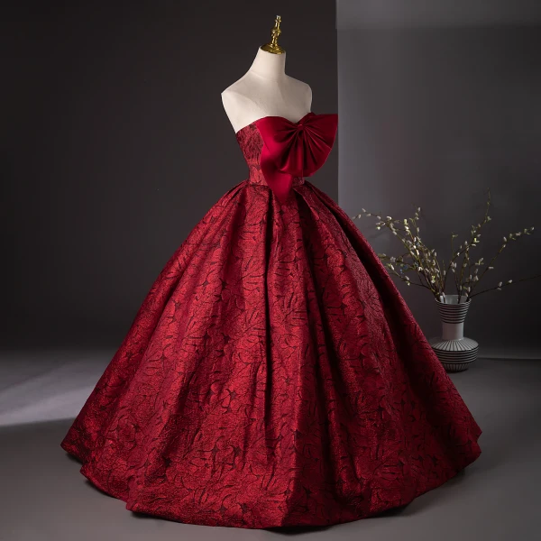 Elegant Burgundy Prom Dresses 2024 Ball Gown Strapless Bow Sleeveless Backless Floor-Length / Long Formal Dresses
