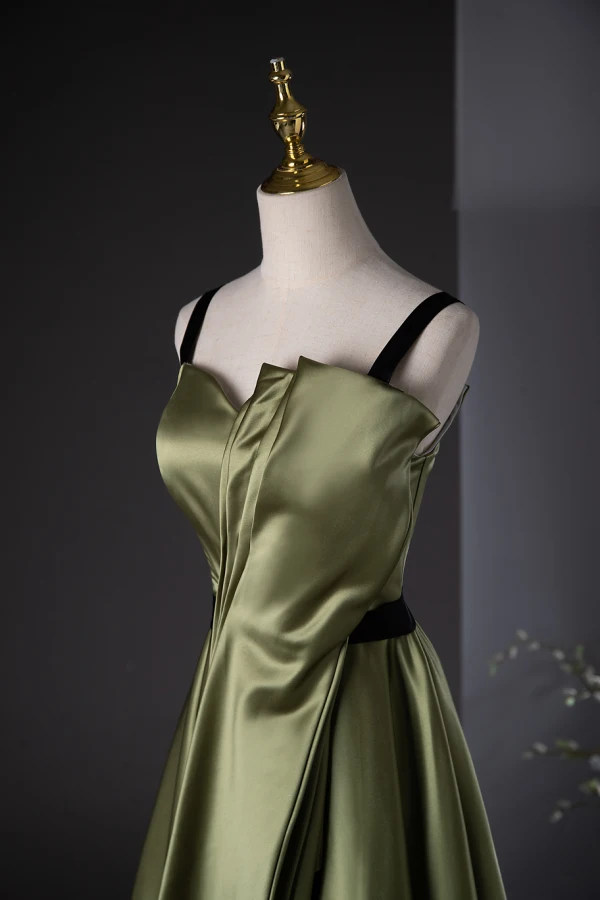 Elegant Dark Green Prom Dresses 2024 A-Line / Princess Spaghetti Straps Sleeveless Backless Floor-Length / Long Prom Formal Dresses