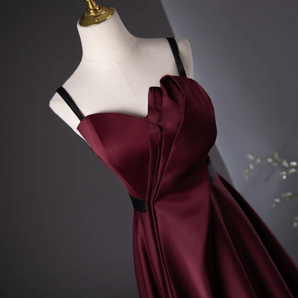 Elegant Burgundy Prom Dresses 2024 A-Line / Princess Spaghetti Straps Sleeveless Backless Floor-Length / Long Formal Dresses