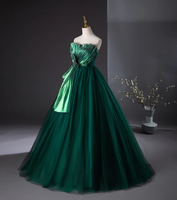 Unusual Dark Green Prom Dresses 2024 Ball Gown Strapless Sleeveless Backless Long Prom
