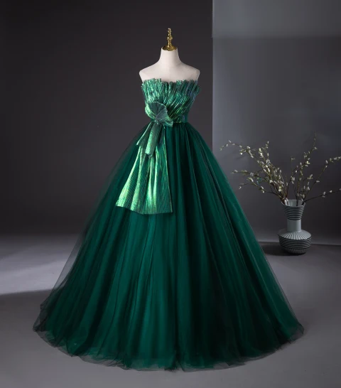 Unusual Formal Dresses | Veaul