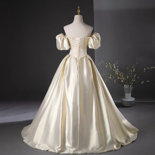 Élégant Doré Robe De Bal 2024 Robe Boule De l'épaule Gonflée Manches Courtes Dos Nu Longue Promo Robe De Ceremonie