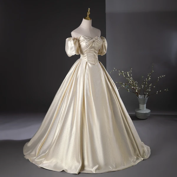Élégant Doré Robe De Bal 2024 Robe Boule De l'épaule Gonflée Manches Courtes Dos Nu Longue Promo Robe De Ceremonie