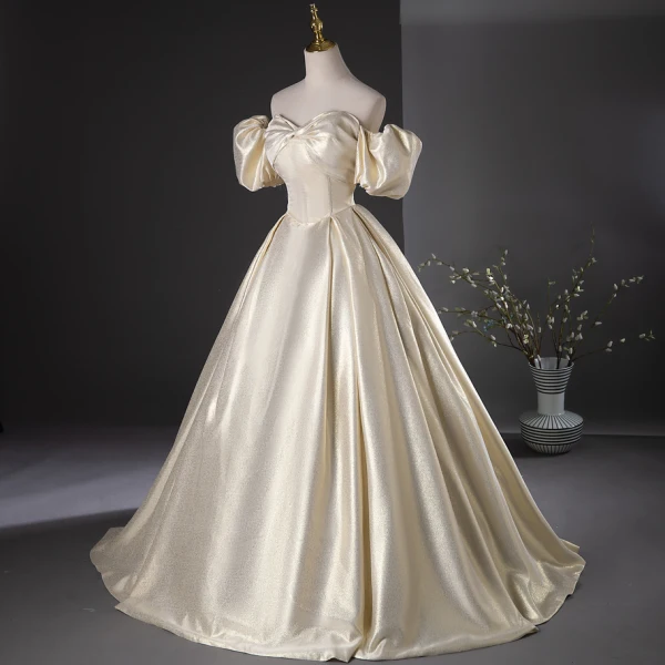 Élégant Doré Robe De Bal 2024 Robe Boule De l'épaule Gonflée Manches Courtes Dos Nu Longue Promo Robe De Ceremonie