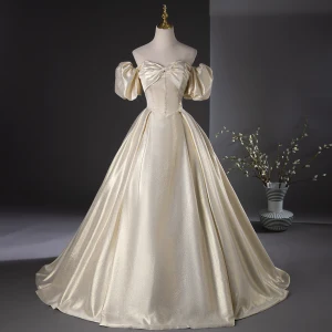 Élégant Doré Robe De Bal 2024 Robe Boule De L Épaule Gonflée Manches Courtes Dos Nu Longue Promo Robe De Ceremonie