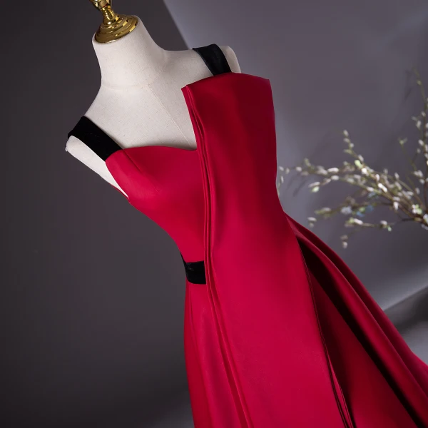 Elegant Burgundy Prom Dresses 2024 A-Line / Princess Square Neckline Sleeveless Backless Sweep Train Prom Formal Dresses