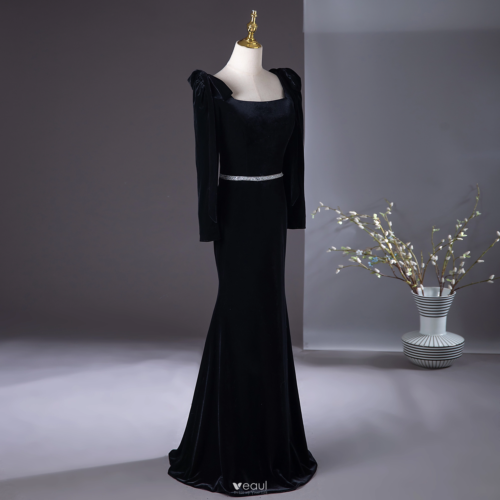 black velvet trumpet dress Baudelaire Swing Dress in Black M