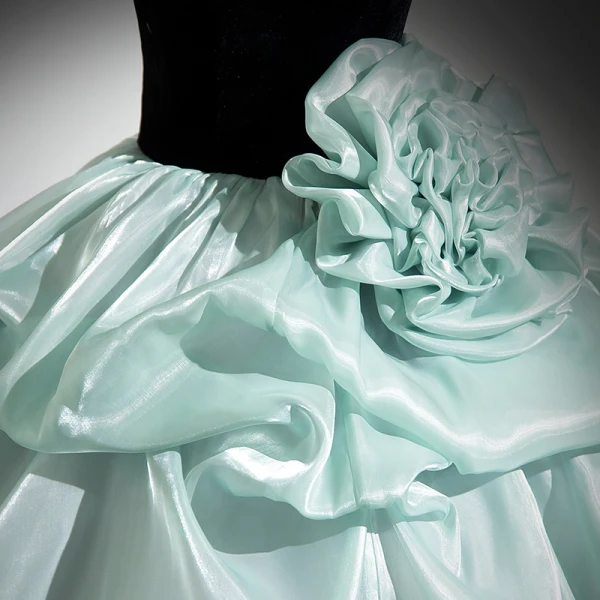 Fashion Mint Green Flower Cascading Ruffles Prom Dresses 2024 Ball Gown Strapless Sleeveless Backless Floor-Length / Long Prom Formal Dresses