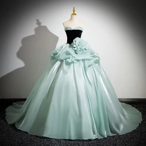 Mode Lindgrün Blumen Fallende Rüsche Ballkleider 2024 Ballkleid Bandeau Ärmellos Rückenfreies Lange Ball Festliche Kleider