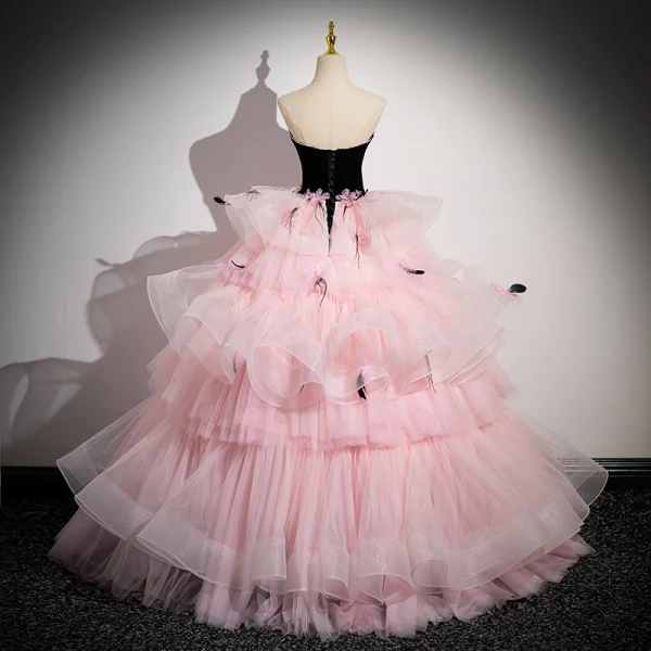 Fashion Blushing Pink Tassel Pearl Rhinestone Cascading Ruffles Prom Dresses 2024 Ball Gown Strapless Sleeveless Backless Floor-Length / Long Prom Formal Dresses