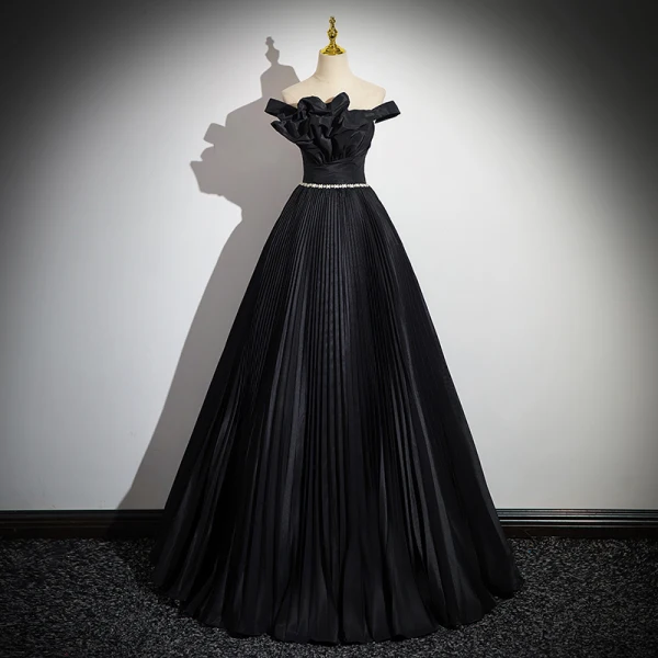 Fashion Black Pleated Rhinestone Prom Dresses 2024 Ball Gown Ruffle Off-The-Shoulder Sleeveless Backless Floor-Length / Long Prom Formal Dresses