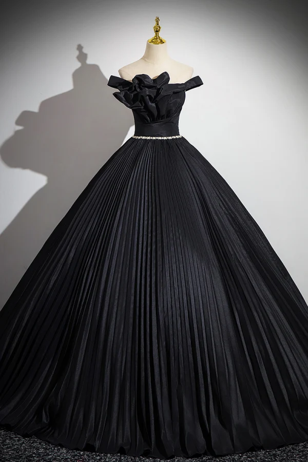 Fashion Black Pleated Rhinestone Prom Dresses 2024 Ball Gown Ruffle Off-The-Shoulder Sleeveless Backless Floor-Length / Long Prom Formal Dresses