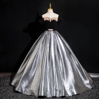 Vintage Retro Silver Pearl Appliques Prom Dresses 2024 Ball Gown Strapless Sleeveless Backless Floor Length Long Prom Formal Dresses