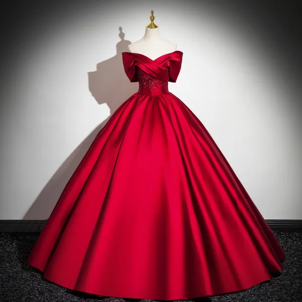 Elegant Red Satin Lace Flower Prom Dresses 2024 Ball Gown Off-The-Shoulder  Short Sleeve Backless Floor-Length / Long Prom Formal Dresses