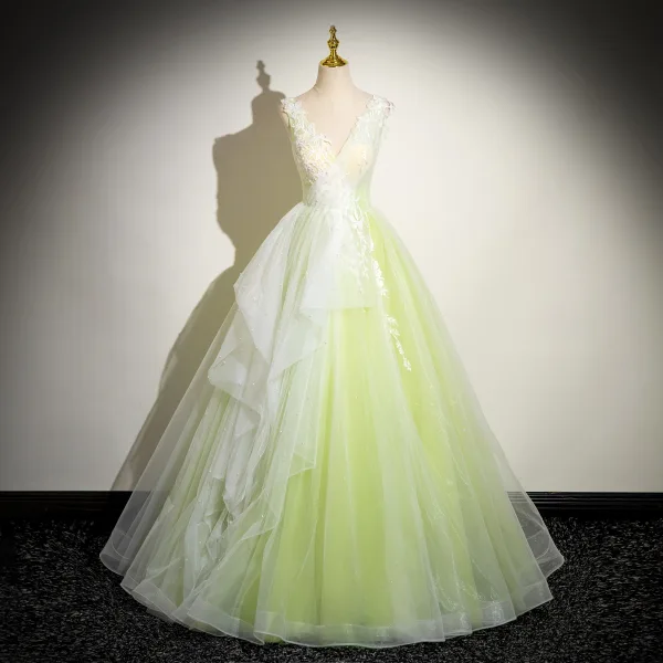 Chic / Beautiful Sage Green Beading Lace Flower Prom Dresses 2024 Ball Gown V-Neck Sleeveless Backless Floor-Length / Long Prom Formal Dresses