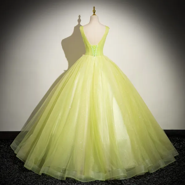 Chic / Beautiful Sage Green Beading Sequins Appliques Prom Dresses 2024 Ball Gown V-Neck Sleeveless Backless Floor-Length / Long Prom Formal Dresses