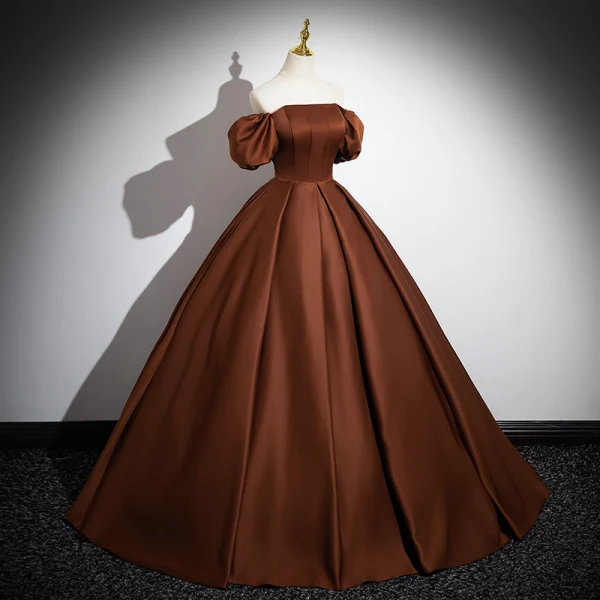 Classy Coffee Satin Prom Dresses 2024 A-Line / Princess Off-The-Shoulder Puffy Short Sleeve Backless Floor-Length / Long Formal Dresses