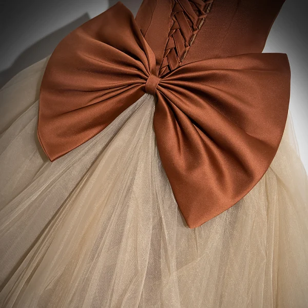 Fashion Coffee Satin Prom Dresses 2024 Trumpet / Mermaid Strapless Sleeveless Backless Bow Sweep Train Prom Formal Dresses