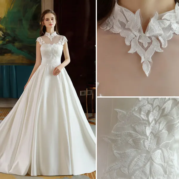 Chinese style Satin Wedding Dresses 2017 A-Line / Princess Backless High Neck Short Sleeve Appliques White Lace
