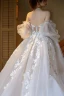 Charmant Champagner Strand Spitze Blumen Gespaltete Front Brautkleider / Hochzeitskleider 2024 A Linie Bandeau Kurze Ärmel Rückenfreies Sweep / Pinsel Zug Hochzeit