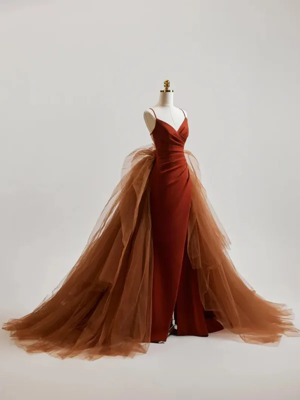Mode Rouge Fendue devant Robe De Bal 2025 Trompette / Sirène Bretelles Spaghetti Sans Manches Dos Nu Train De Balayage Robe De Ceremonie