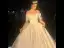 Simple Ivoire Satin Robe De Mariée 2019 Robe Boule De l'épaule Bretelles Spaghetti Manches Courtes Dos Nu Chapel Train Volants