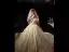 Élégant Champagne La Mariée Robe De Mariée 2020 Robe Boule De l'épaule Manches Courtes Dos Nu Appliques En Dentelle Paillettes Perlage Cathedral Train Volants