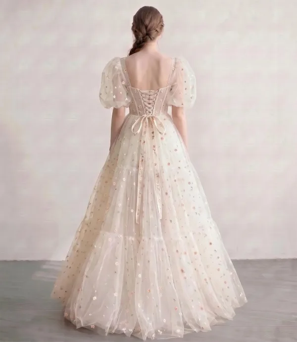 Korset-top Broderet Daisy Champagne Tulle Gallakjoler 2026 Prinsesse Sweetheart 1/2 De Las Mangas